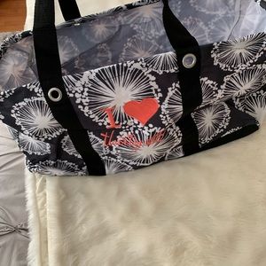 Thirty one large utility tote